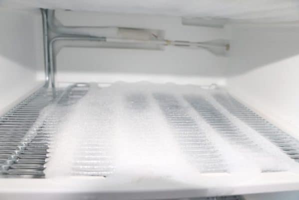 از بین بردن برفک یخچال